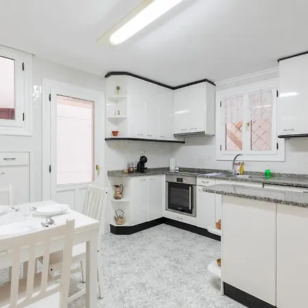 Inazio Deuna - Baskeyrentals شقة