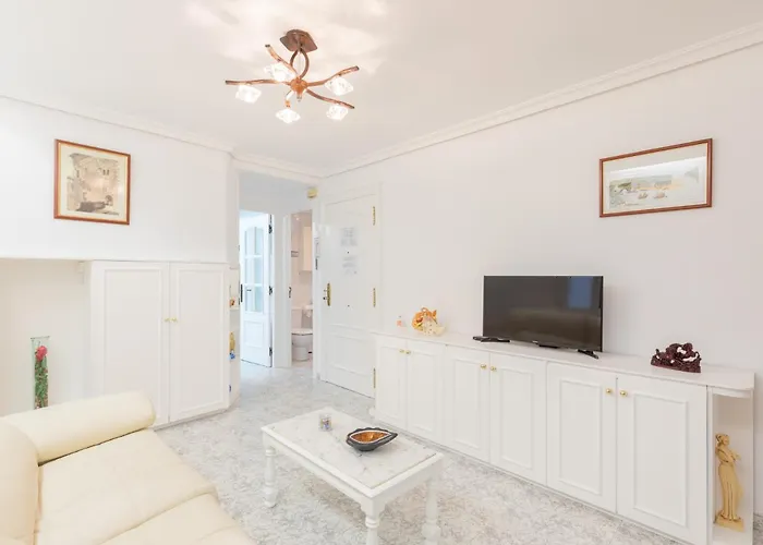 Inazio Deuna - Baskeyrentals Apartament *