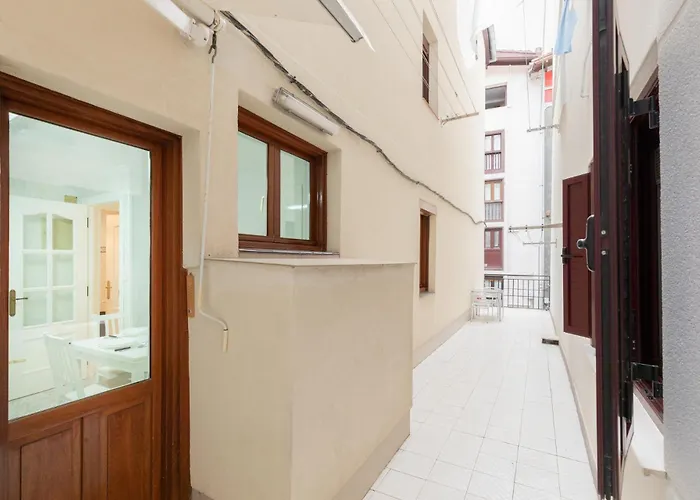 Inazio Deuna - Baskeyrentals * Ондарроа